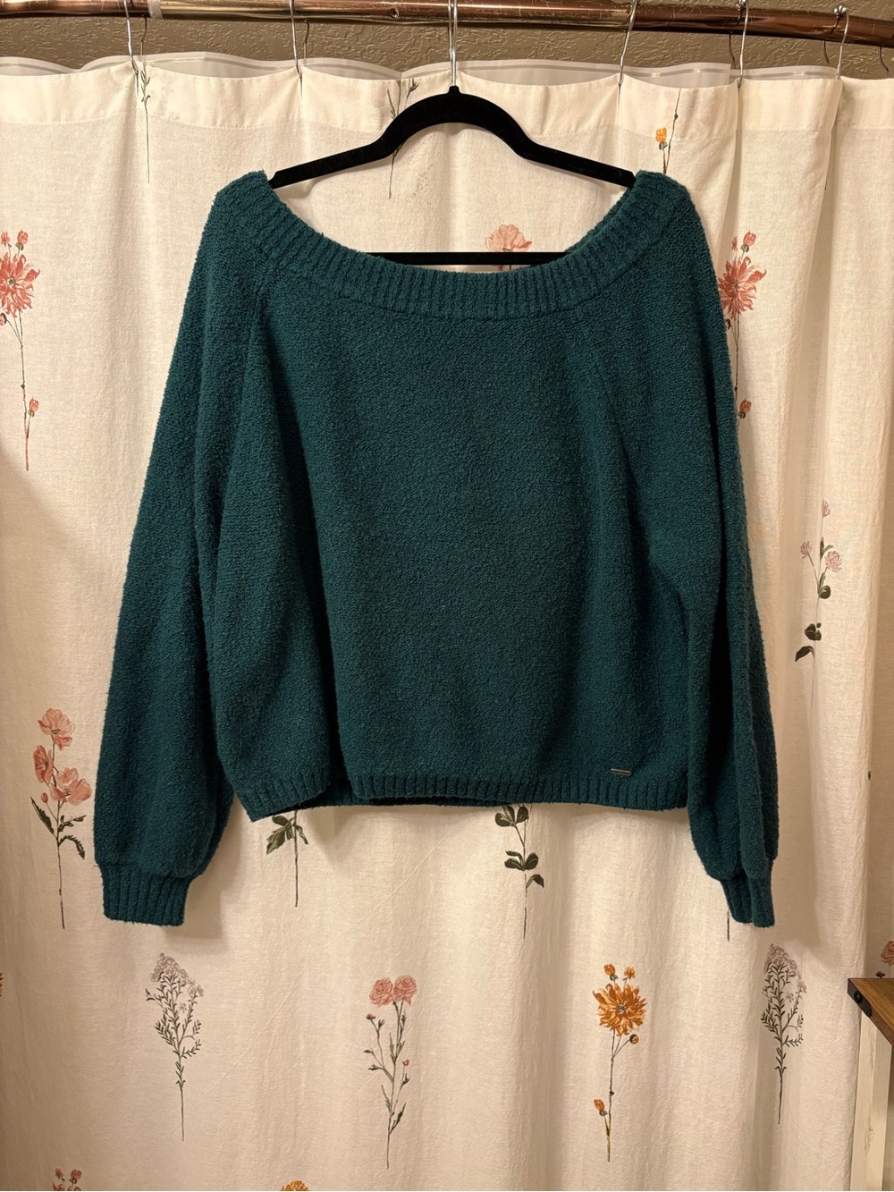 Hollister Dark Green Off-the-Shoulder Cozy Sweater